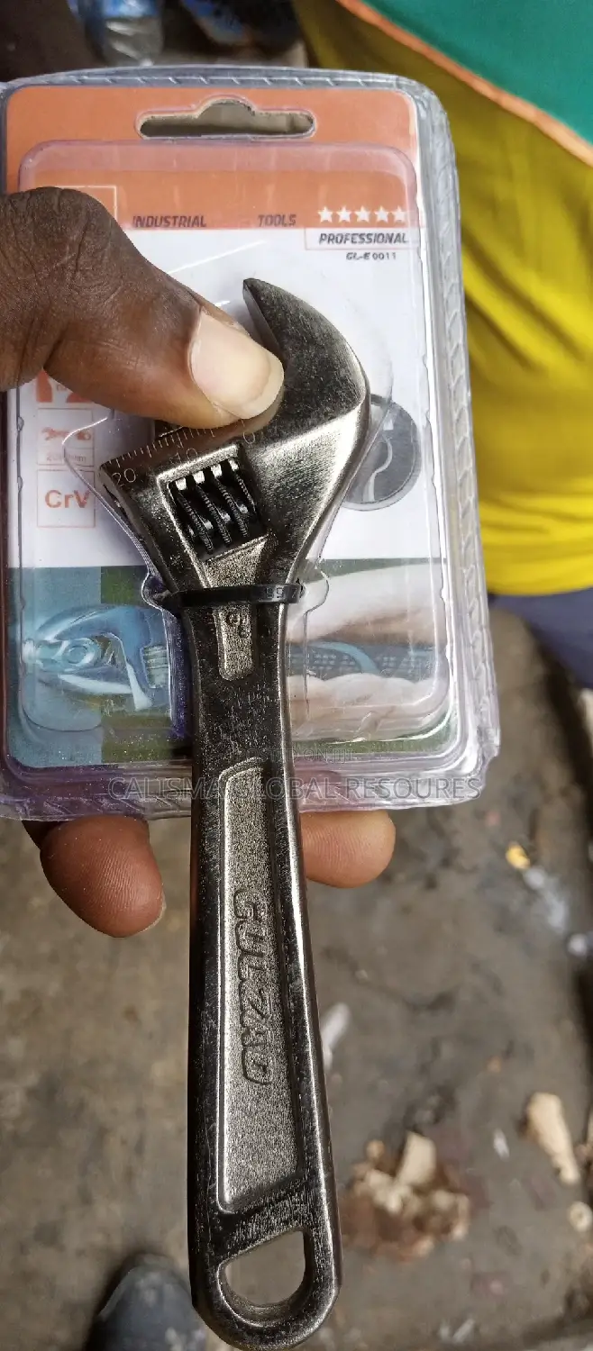 Pipe Wrench
