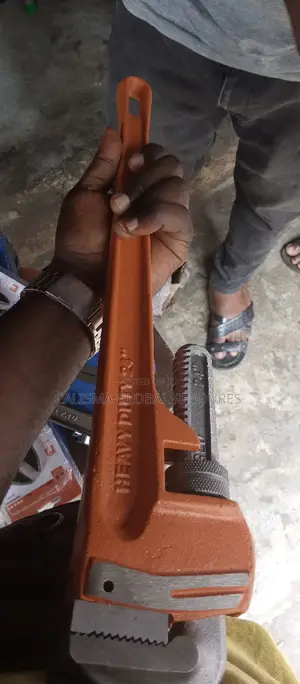 Pipe Wrench