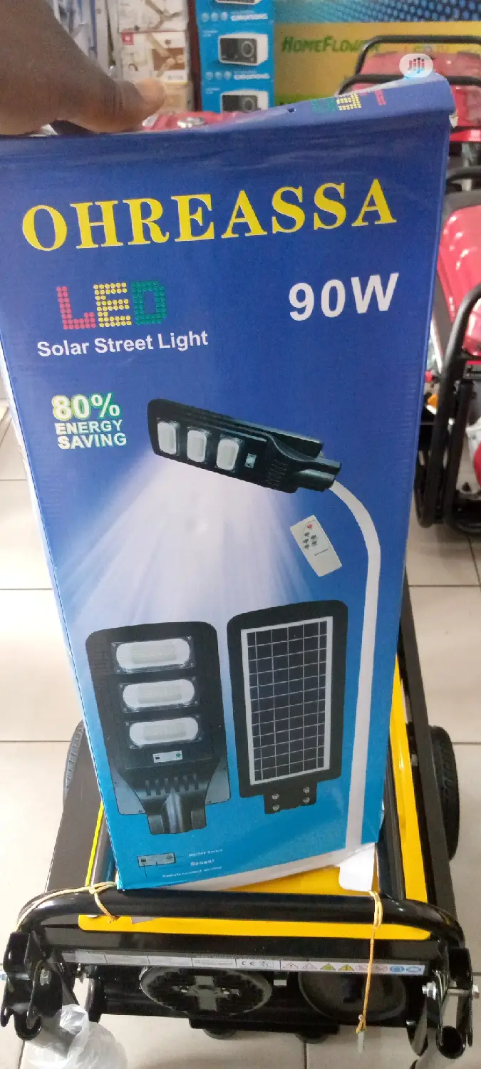 90 Watts Street Light