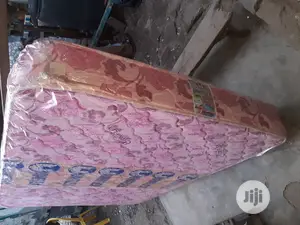 4.5 by 6 by 8inches Unifoam Flex