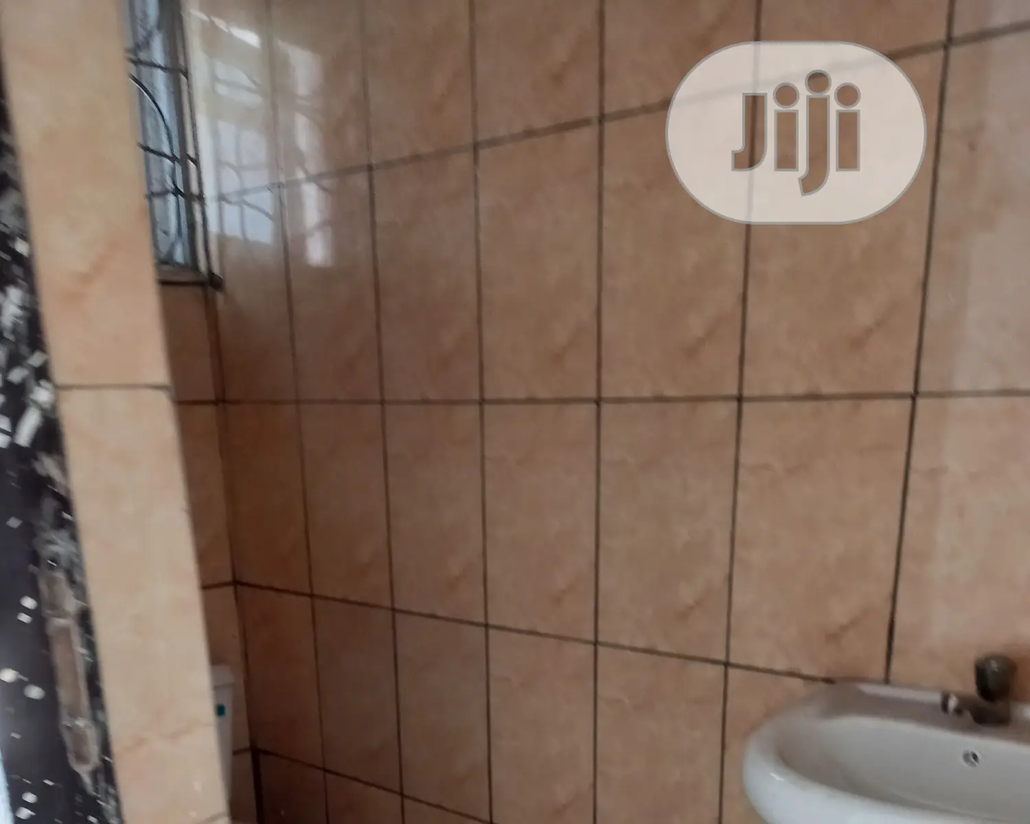 Mini Flat in MacPherson for rent