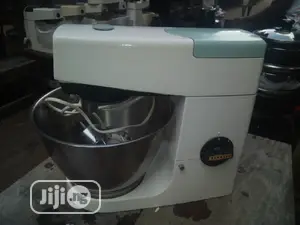 Kenwood Chef Stand Mixer 5 Litres Stainless Bowl,3 Springles