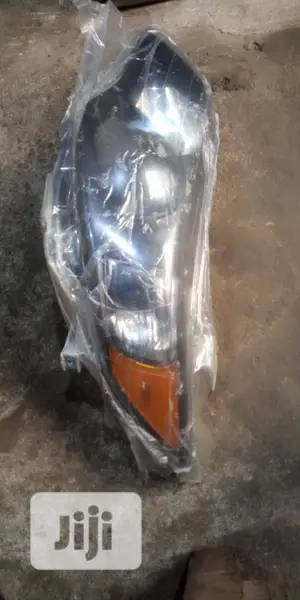 Head Lamp for Camry 2013 Model Sports