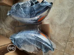 Kia Sorato 2014 Head Light