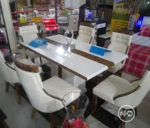 Original Executive Imported Dining Set With Six Seaters