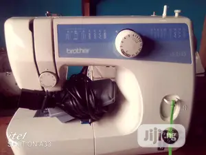 Brother Zigzag Multipurpose Sewing Machine