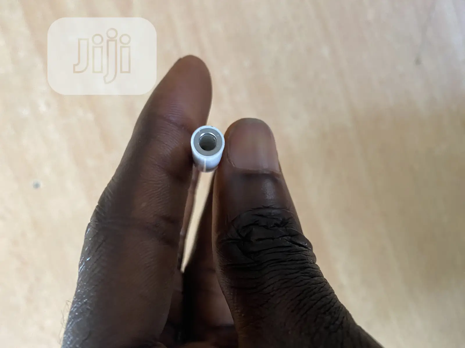Genuine Apple Lightning to 3.5 Mm Headphone Jack Adapter