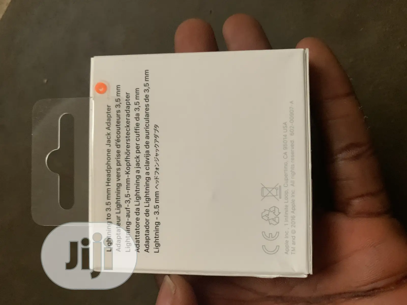 Genuine Apple Lightning to 3.5 Mm Headphone Jack Adapter
