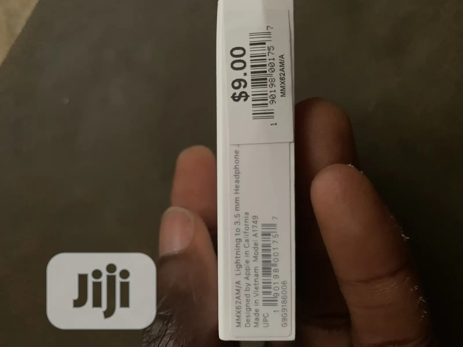 Genuine Apple Lightning to 3.5 Mm Headphone Jack Adapter