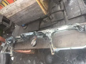 Head Lamp Sitting For Chrslyer 300c 2006