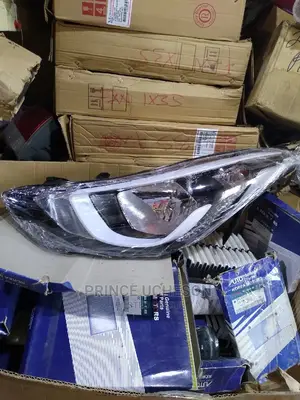 Hyundai Elentra 2014 Brand New One Headlight