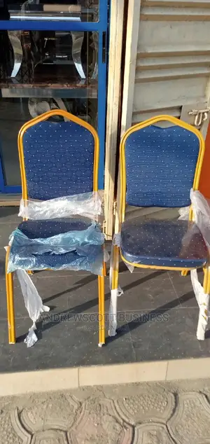 Blue Colour Medium Banquet Chair