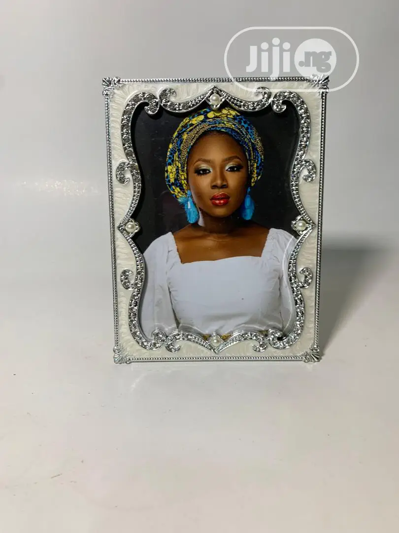 Royal Table Frame 5*7