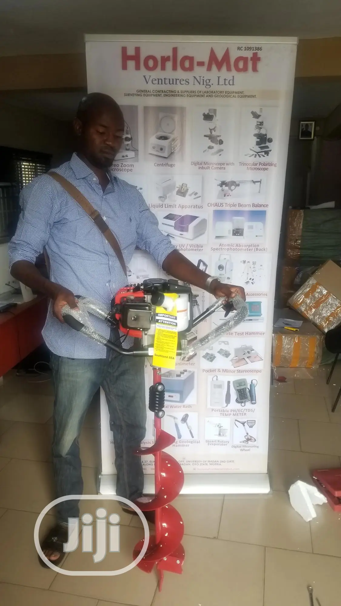 One Man Earth (Soil) Auger 43cc, 2 Cycle