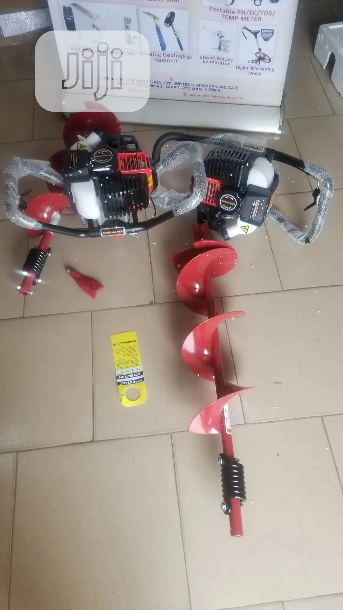One Man Earth (Soil) Auger 43cc, 2 Cycle