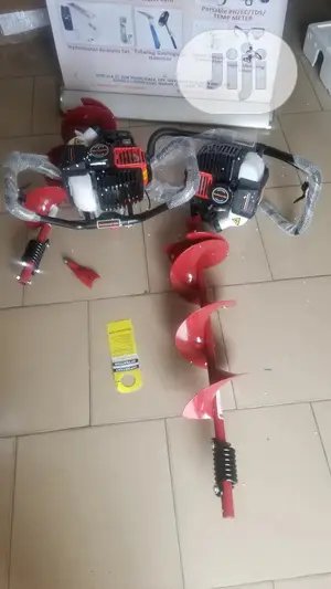 One Man Earth (Soil) Auger 43cc, 2 Cycle