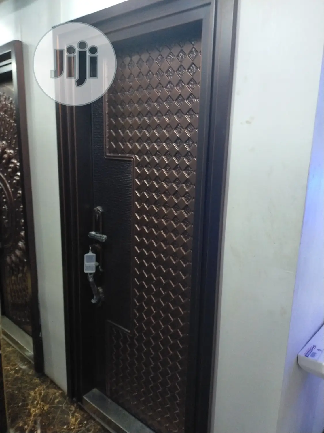 Aluminum Cast Classic Door