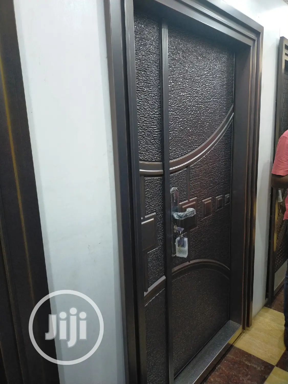 Aluminum Cast Classic Door