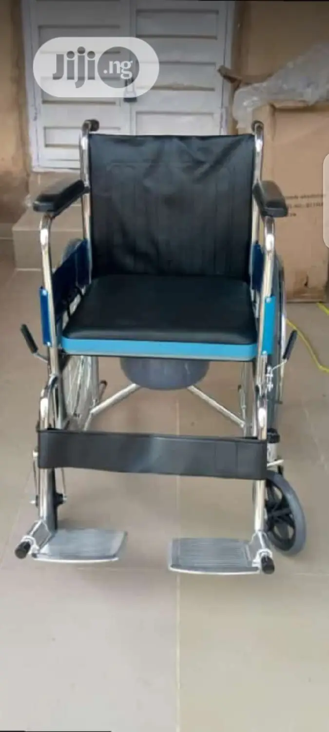 Commod Wheelchair