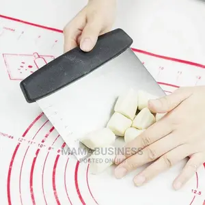 Stainless Steel Dough Scraper Cutter With Ergonomic Rubber N