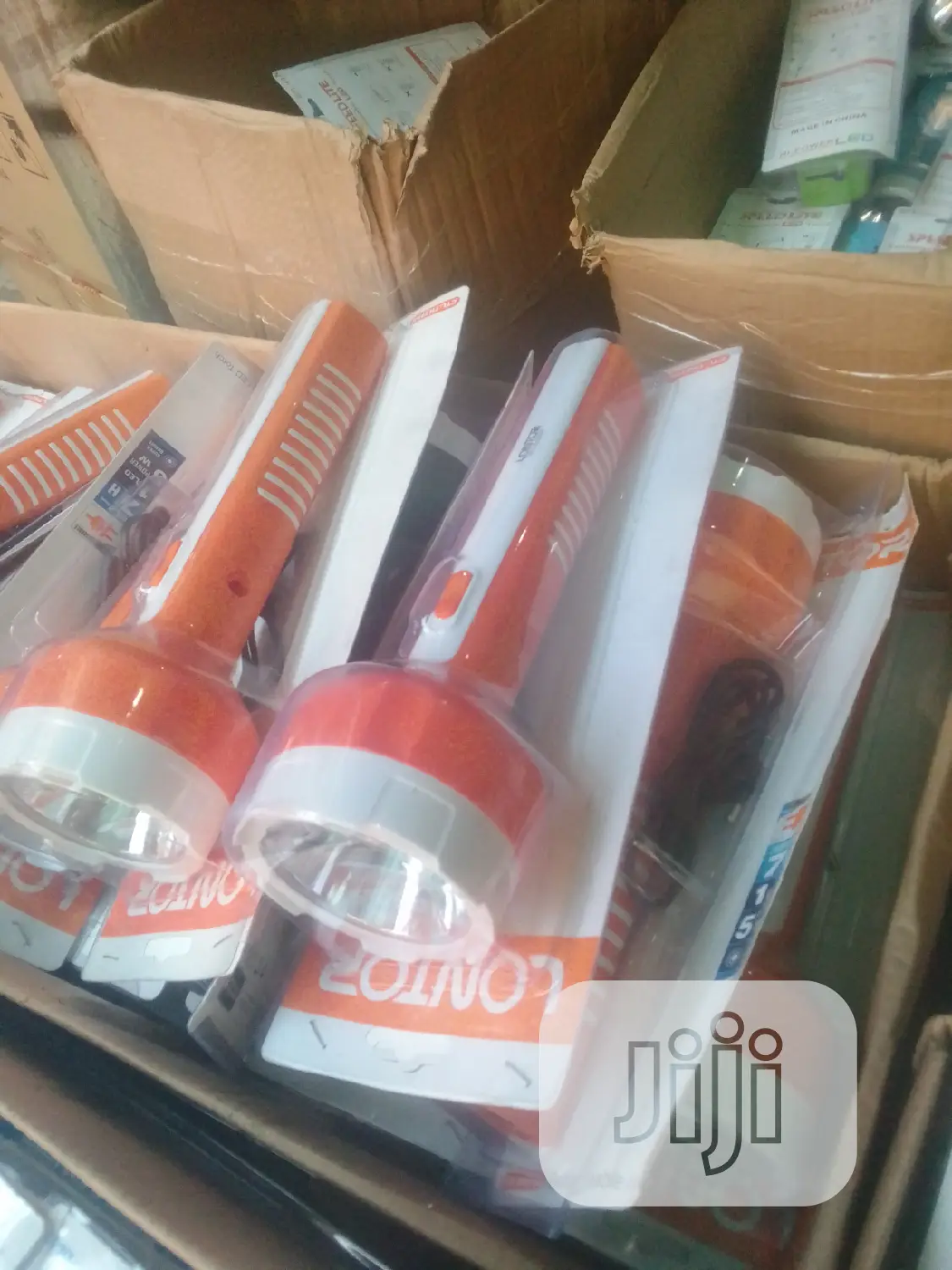 Lontor Rechargeable Handy Torch Light
