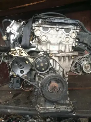 Nissan Premira 2.0