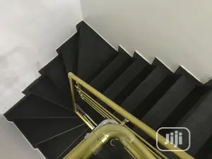Grey Color Rugs Strictly for Staircase