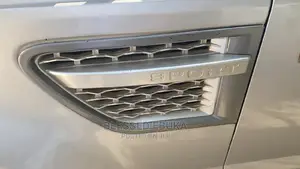Range Rover Sport Side Vent