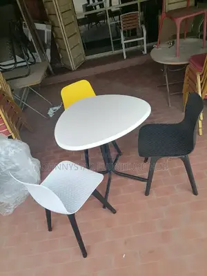 Italian Unique Restaurant Chairs and Tables