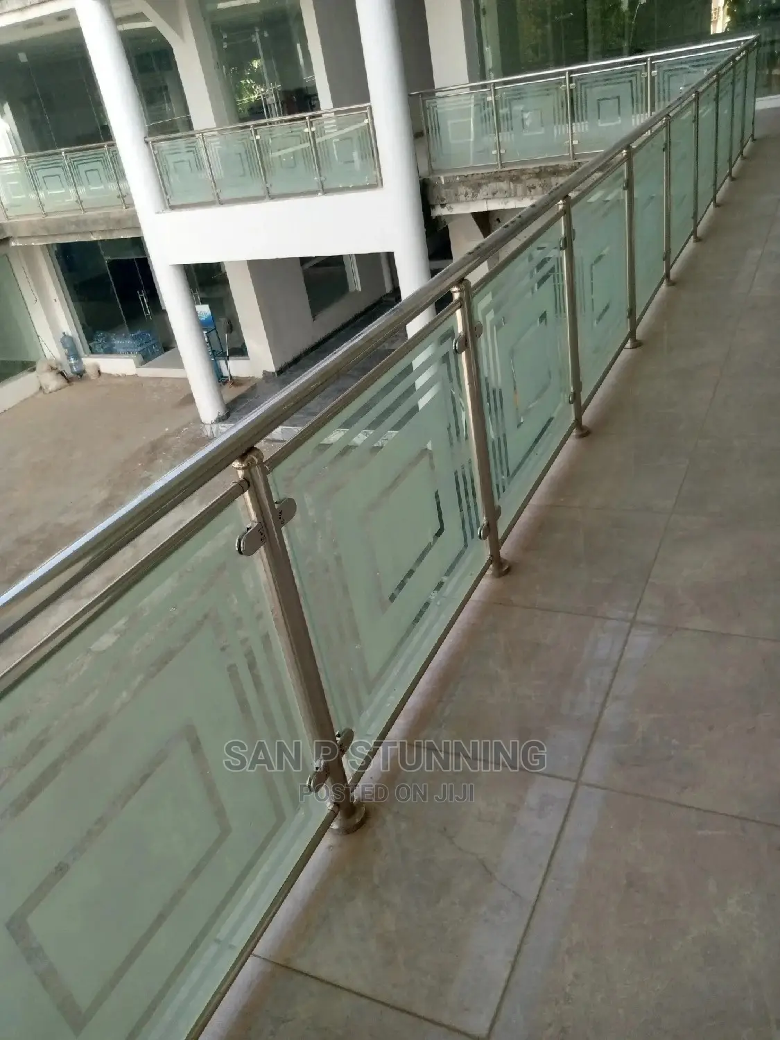 Stainless Handrail With Glass