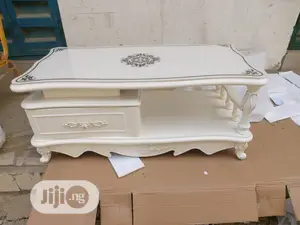 Portable Center Table