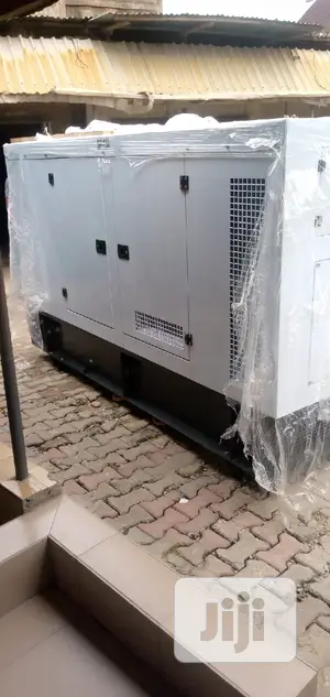 450KVA Perkins Sound Proof Diesel Generator
