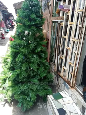 8ft Tall Chrismas Tree