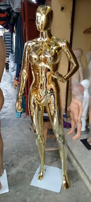 Big Breast Size 10 Gold Chrome Mannequins