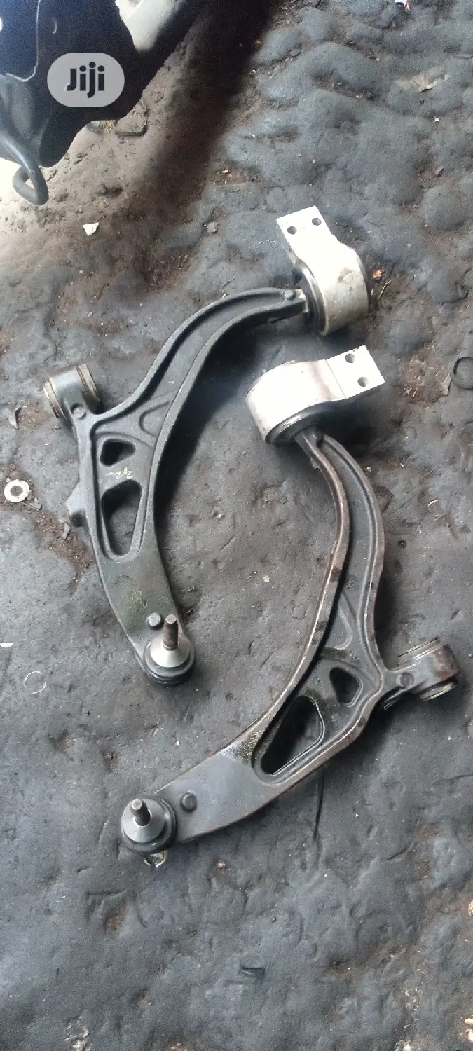 Ford Explorer Lower Arm 2013