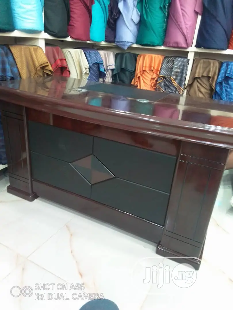 140cm Executive Table