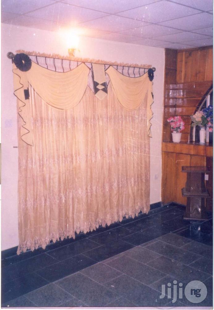 Curtain Decor