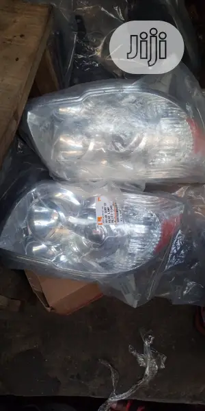 Head Lamp for 4runner 2006 Model