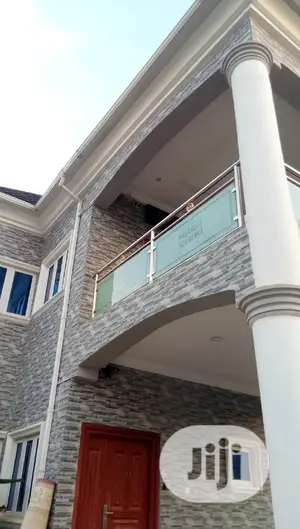 Stainless Railings Glass Design Up Balcony