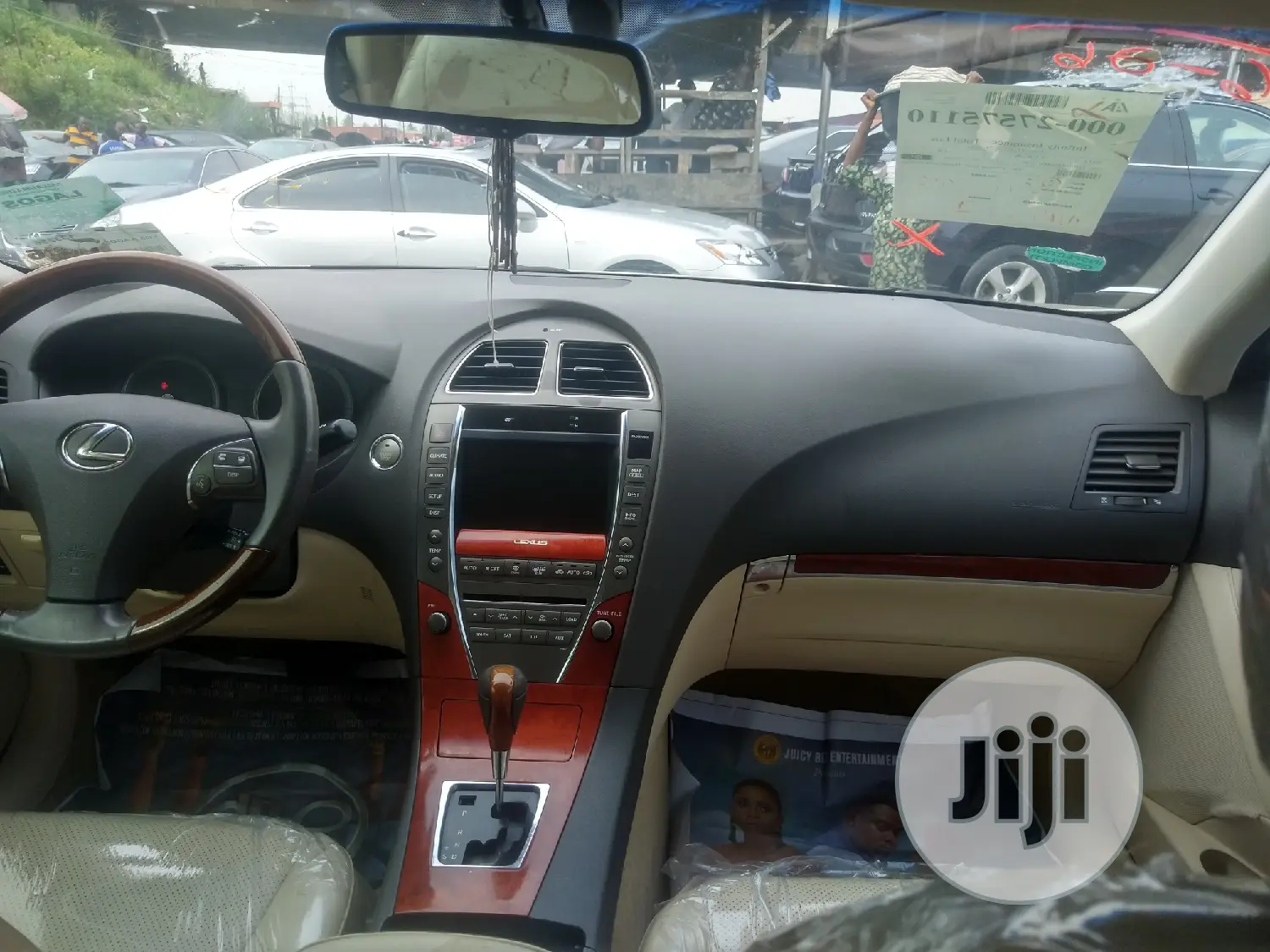 Lexus ES 350 2010 Gold