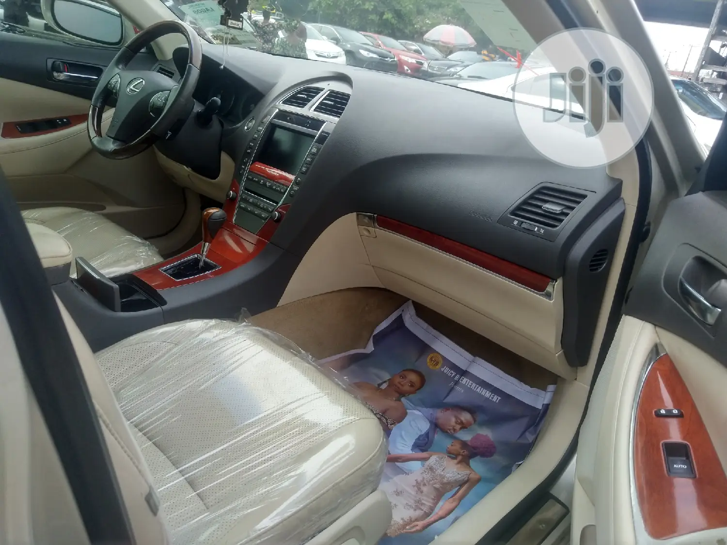 Lexus ES 350 2010 Gold