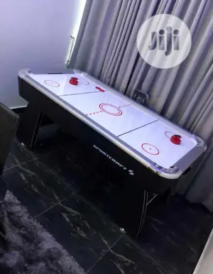 Air Hockey