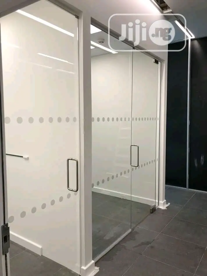 Glass Partition With Dotted Design