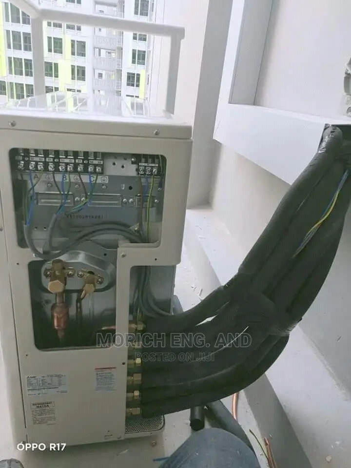 Air Condition Installer