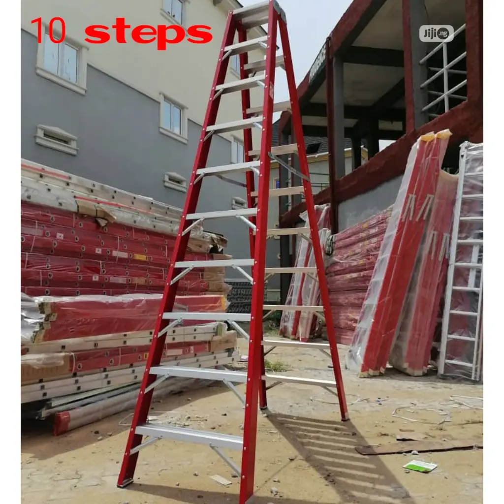 Fibreglass Step Ladder