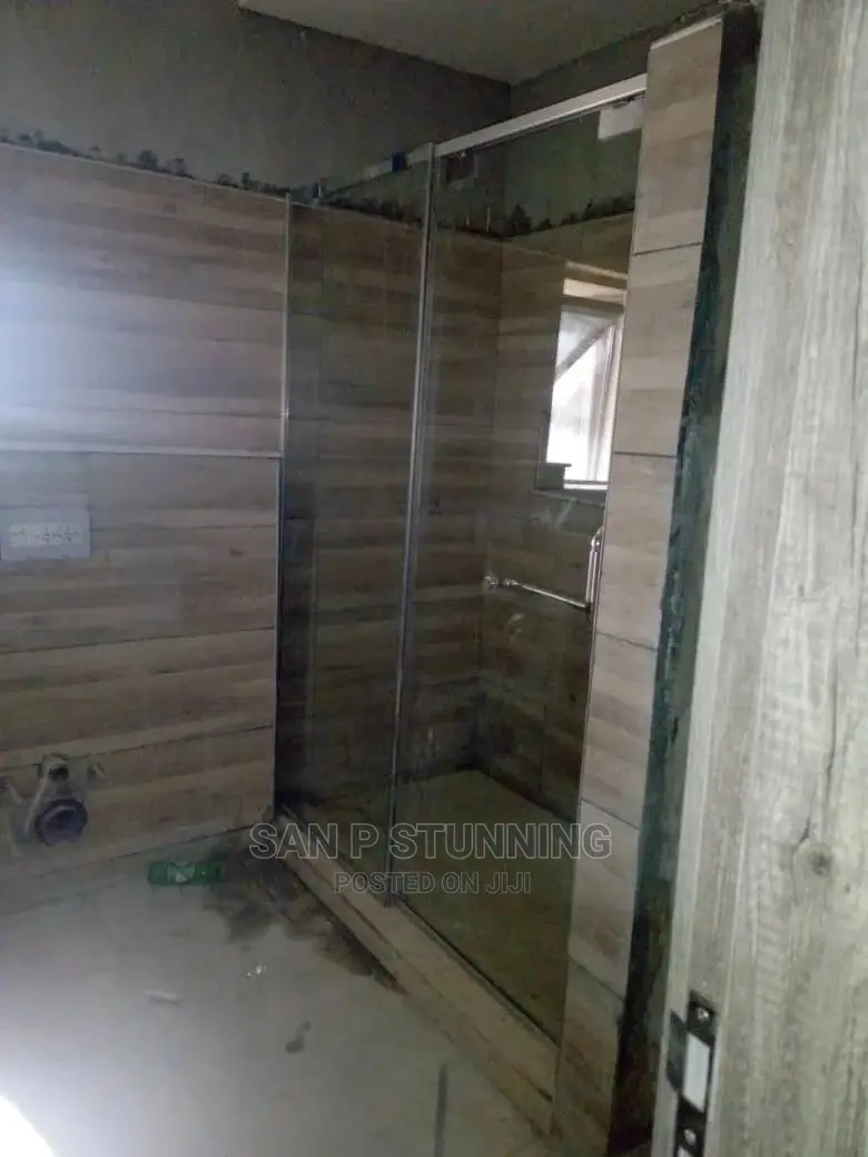 Bathing Glass Cubicle