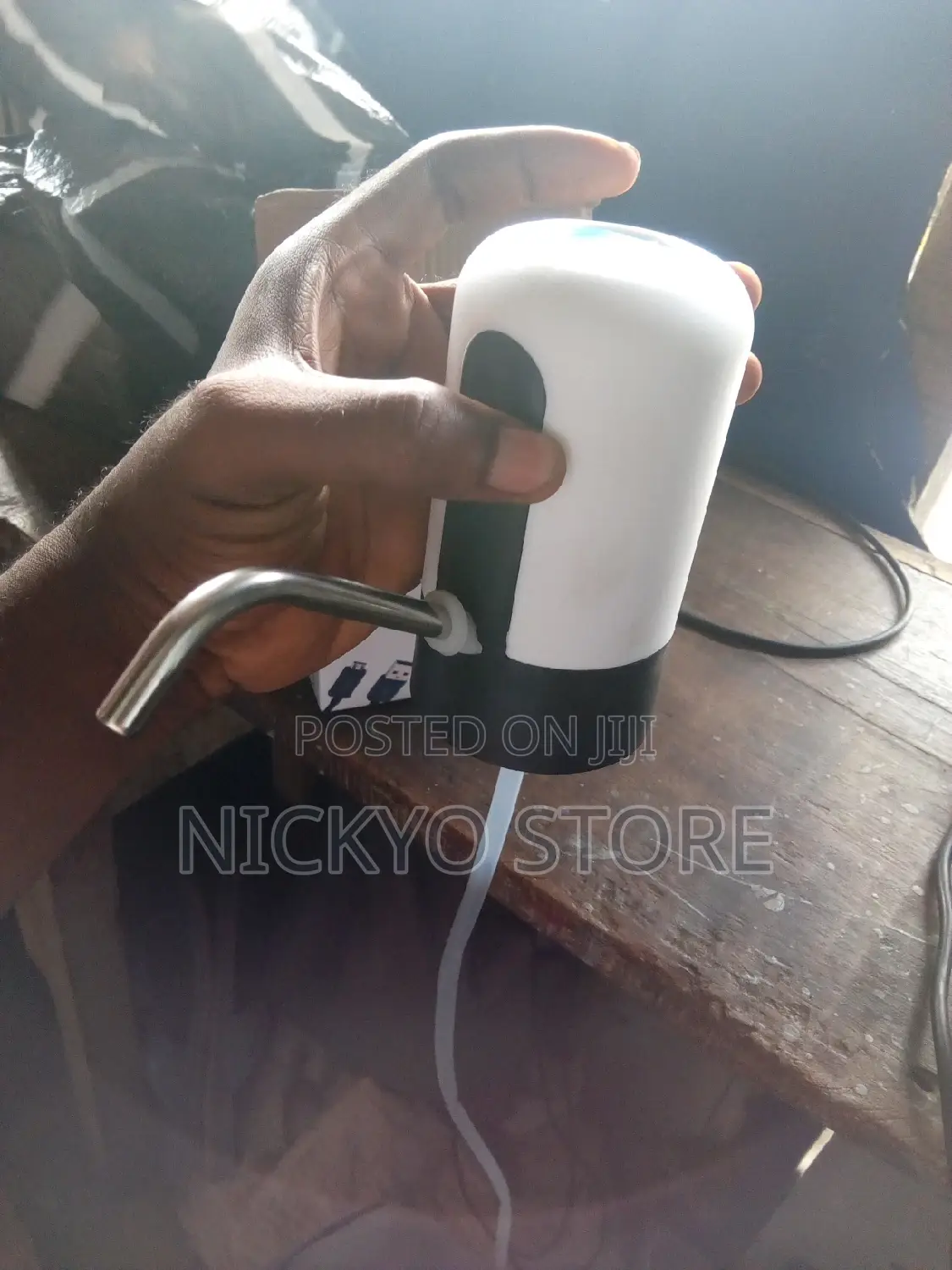 USB Rechargeable Water Dispenser