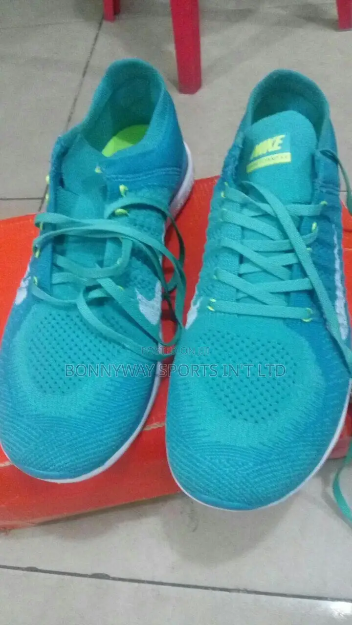 Nike Jugging Canvas