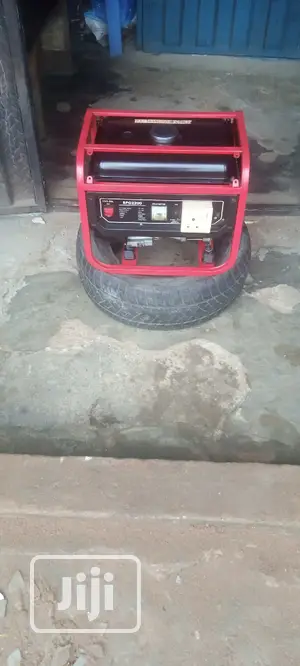 Fairly Used 1.8KVA SUMEC FIRMAN SPG2200 Medium Gen + Receipt