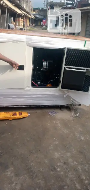 20KVA Perkins Sound Proof Diesel Generator